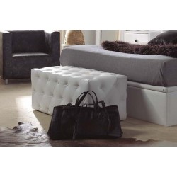 Banqueta para pie de cama rigido polipiel blanca  Modelo Capitone
