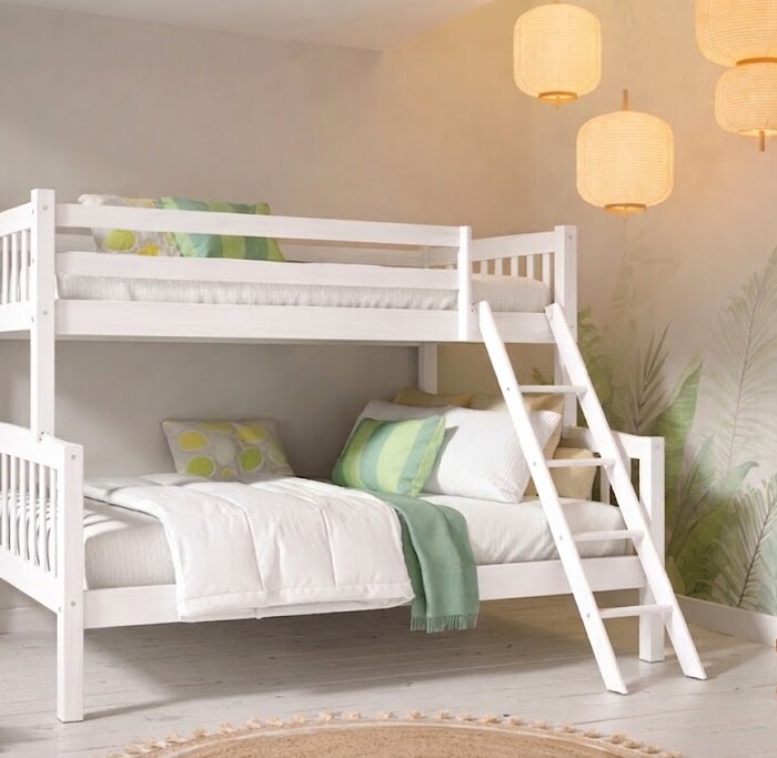 Litera triple 135 madera maciza pino color blanco lacado